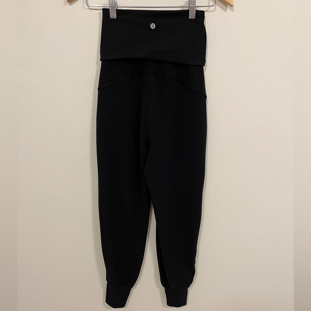 Lululemon Align Super-High-Rise Ribbed-Waist Jogger Black 0 - Picture 11 of 14